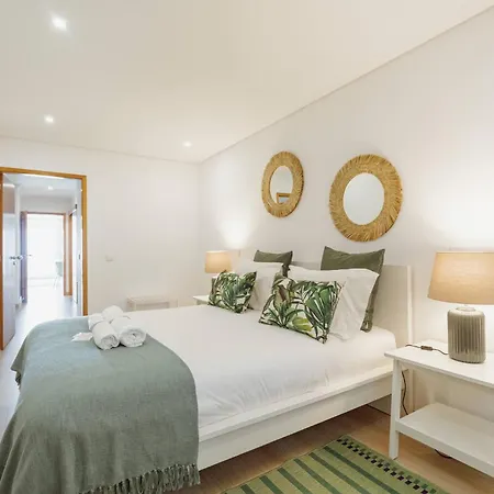 Stylish With Terrace By Hosty Apartment