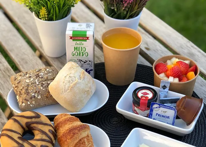 Stylish With Terrace By Hosty * Oporto